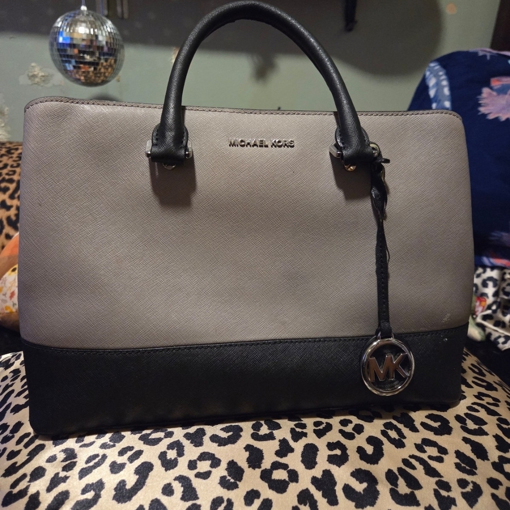MICHAEL KORS HANDBAG
